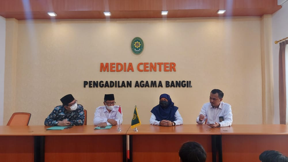 Gali Pengetahuan tentang Peradilan 10 Mahasiswa UIN Malang PKL di PA Bangil